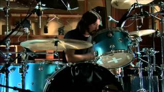 Dave Grohl, Joshua Homme, Trent Reznor - Mantra (album version with the live studio footage)