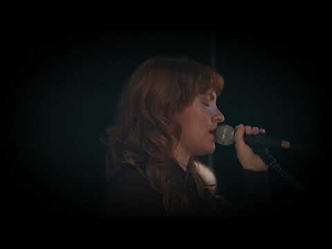 Jade Imagine - 'I Guess We'll Just Wait' (Live at Triple R)