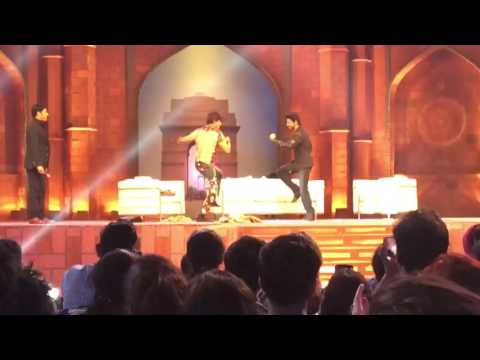 Sunil Grover, Kapil Sharma And Shah Rukh Khan Dancing on Jabra Fan at The Kapil Sharma Show