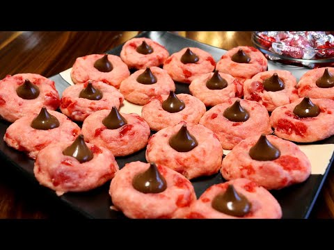 download lagu mp3 mp4 Cherry Chocolate Kisses Cookies, download lagu Cherry Chocolate Kisses Cookies gratis, unduh video klip Cherry Chocolate Kisses Cookies