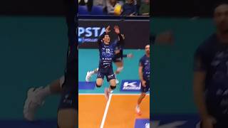 Download lagu Crazy fake spike by Ran Takahashi🔥 #epicvolleyball #volleyballworld #volleyball mp3