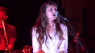 Mallu Magalhães - Você não presta @ Mercado do Bom Sucesso - Porto 2017