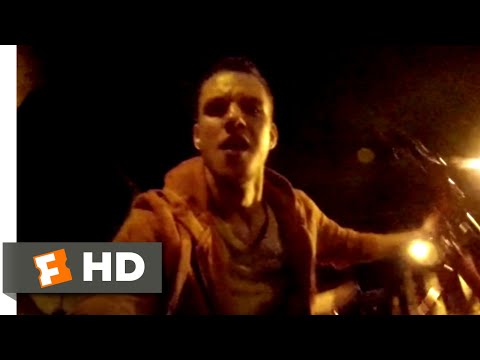 VHS: バイラル (2014) - アイスクリームトラックのシーンに引きずられて (5/10) | Movieclips (VHS: Viral (2014) - Dragged by an Ice Cream Truck Scene (5/10) | Movieclips)