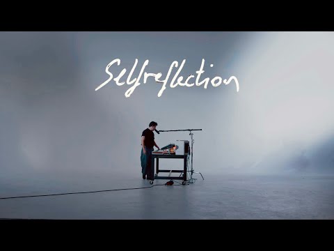 AVAION - Selfreflection (Album Live Performance)