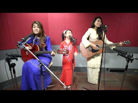 ERAkustik Raya Qierra, Wani Kayrie & Yoyo - Senyuman Di Pagi Raya