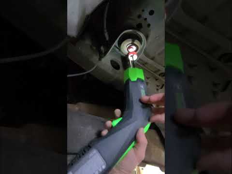 Removing Ford Cab Mount Bolts using Induction Innovations - Mini-Ductor Venom HP Induction Heater