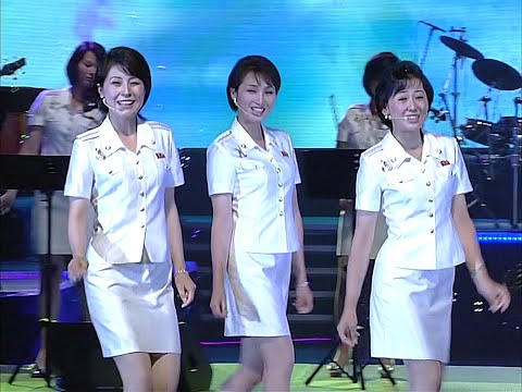 A Moranbong Band Victory Day celebration performance 2013.07.27 (모란봉악단 전승절 축하공연 130727)