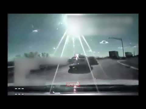 Wild wrong way police chase