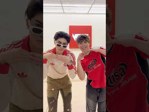 MC Leozin - Sorriso no Rosto (Dancinha com YunHyeok dos NTX) Alex #Shorts