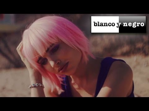 The Aston Shuffle Feat. Elizabeth Rose - Back & Forth (Official Video)