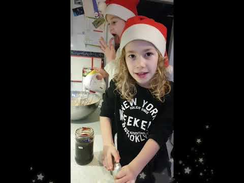 Maja Girl Power gotuje - szybki i łatwe ciasto z dżemem