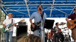 Streets in the Rain - The Samples