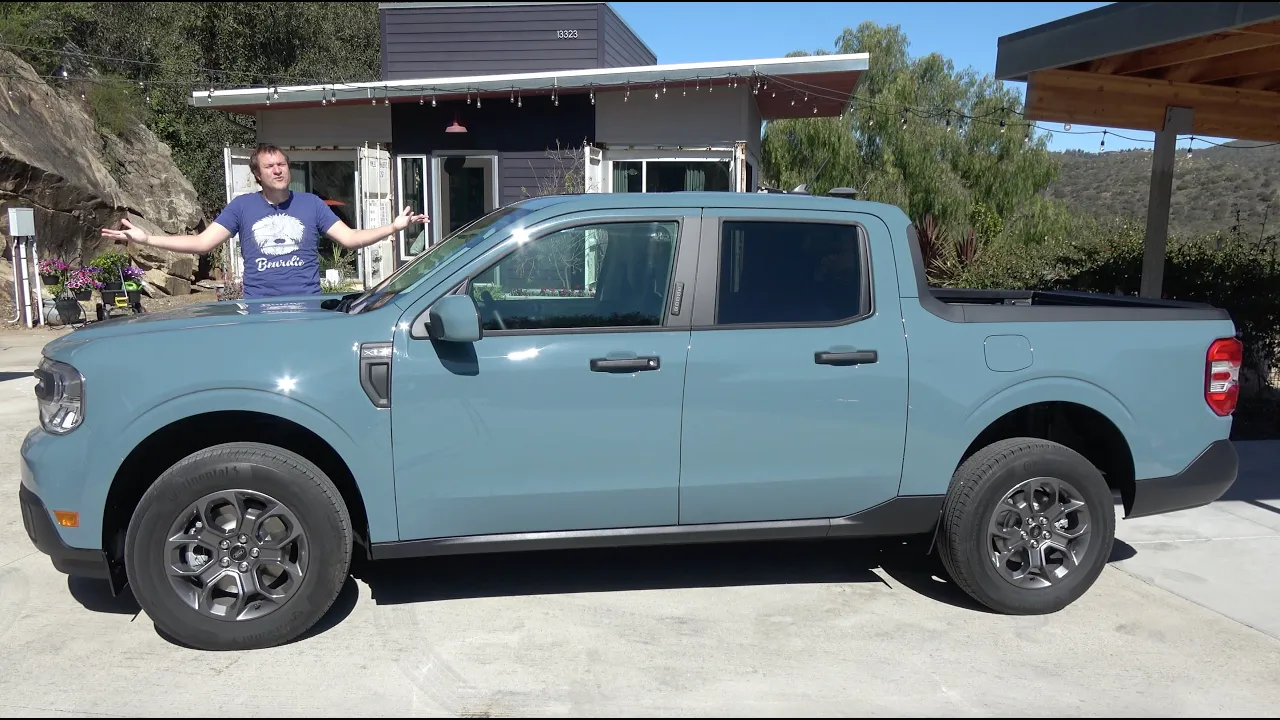 The 2022 Ford Maverick Is a City-Friendly Small Pickup Truck