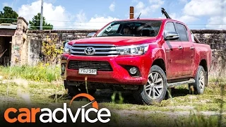 2017 Toyota Hilux SR5 review | CarAdvice