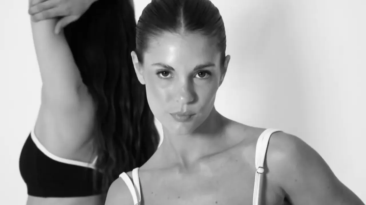 Video de Basset | Ropa deportiva