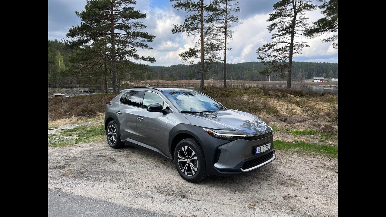 Test av Toyota bZ4X AWD med ny software