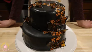 Delicious BUTTERFLY CAKE with a FLOWER CENTER!!! | Board Game Bakes