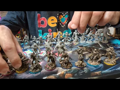 Miniatures for Rogue Angels and for prototype ISS Vanguard compared