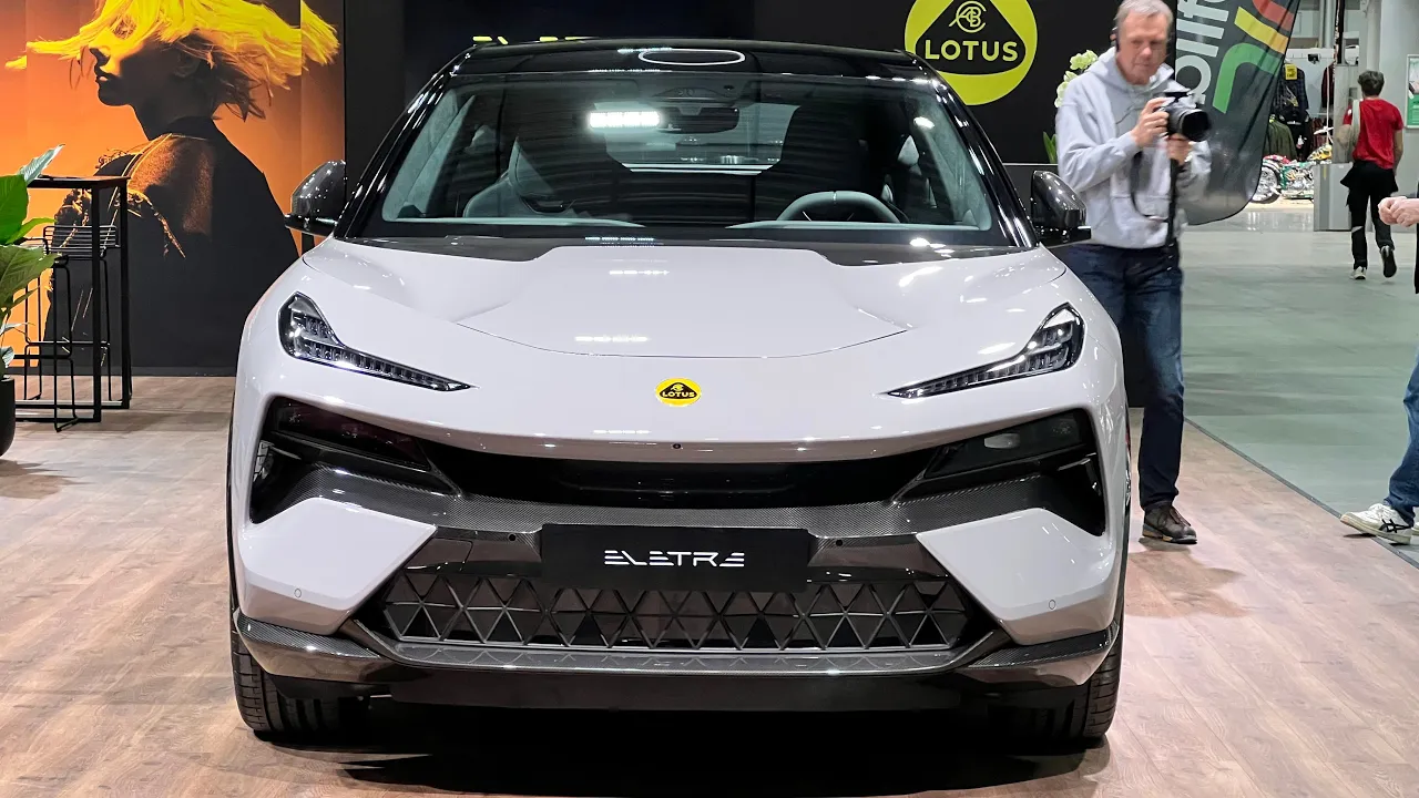Eksklusiv sniktitt - Lotus Eletre: Super-SUVen!