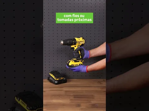 Furadeira e Parafusadeira Dewalt de Impacto a Bateria 20V Brushless com Maleta Carregador 2 Baterias 1/2" DCD7781D2-BR