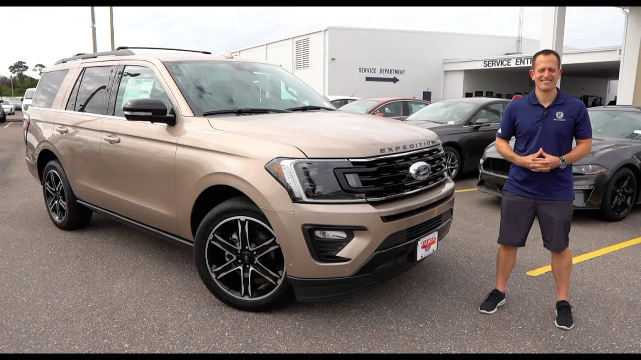 Is the 2020 Ford Expedition Limited Stealth Edition the BEST full size SUV to BUY?