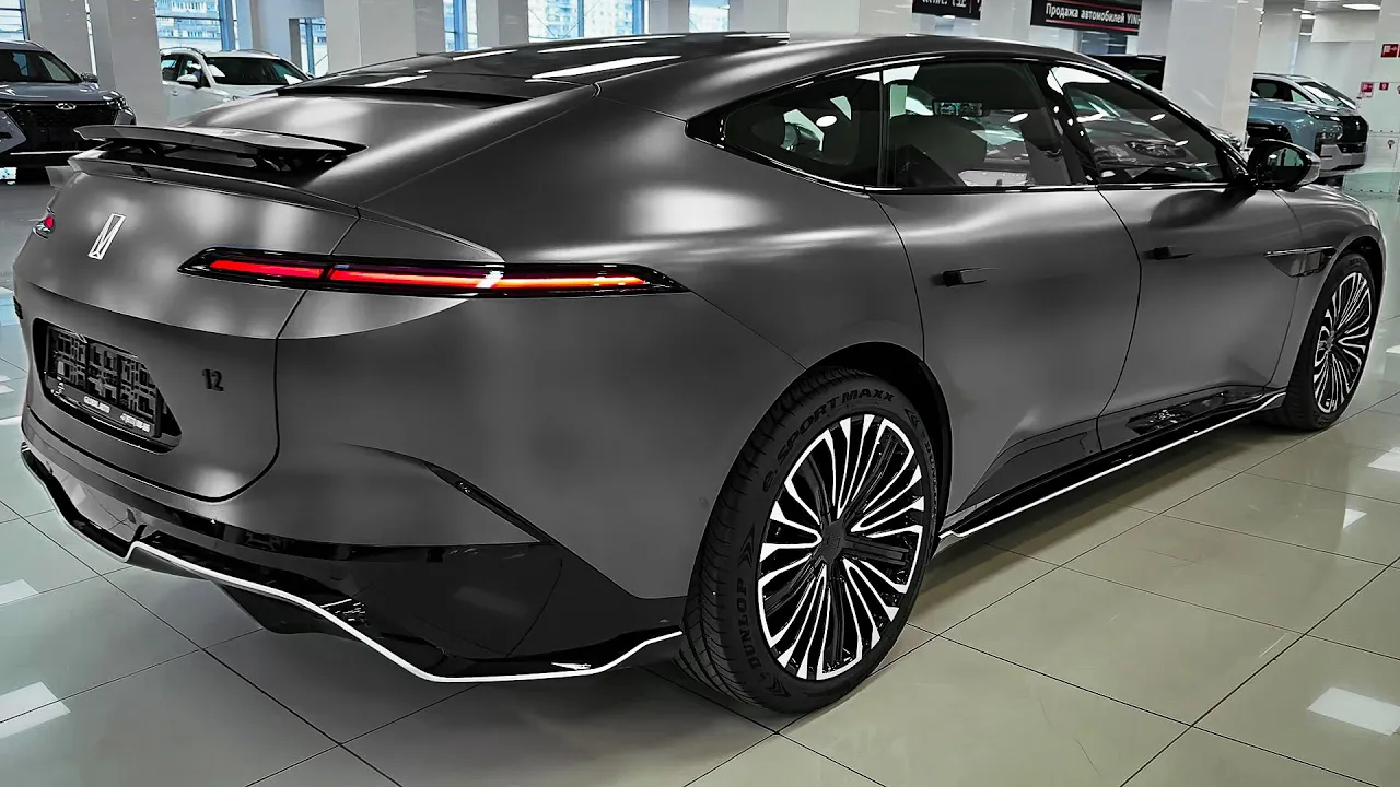 2024 Avatr 12 - Wild Like A Cobra!