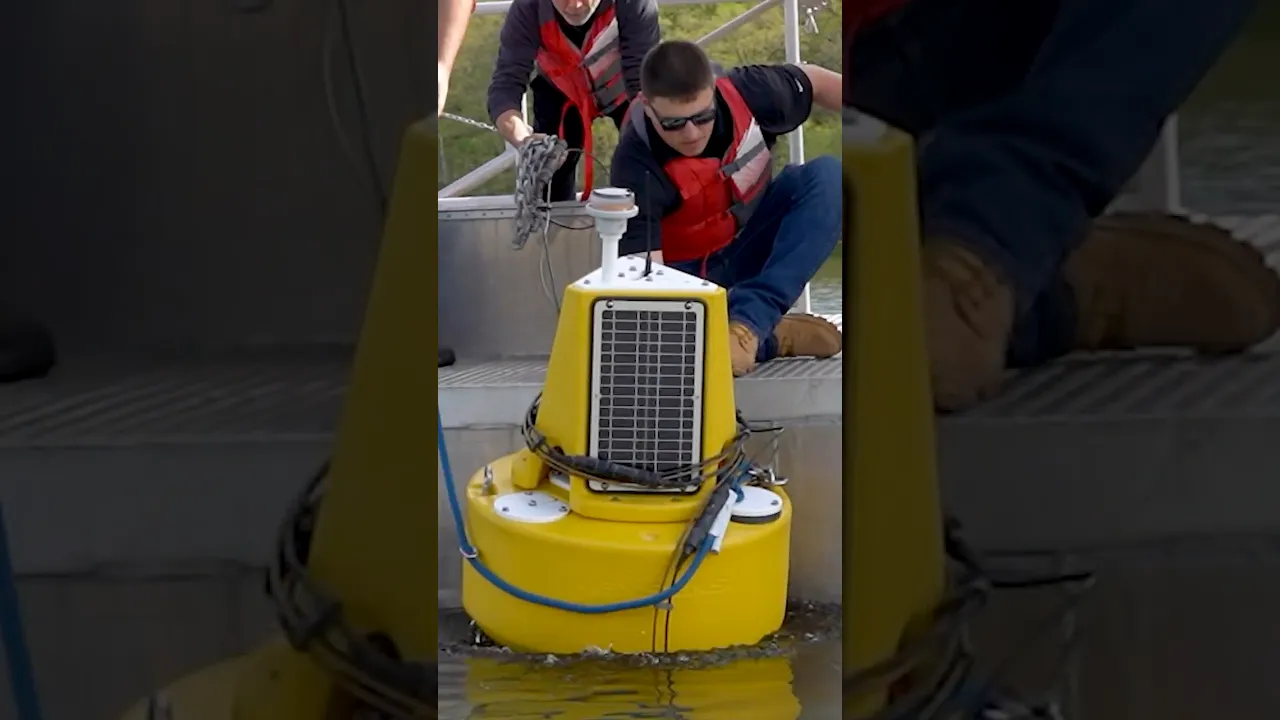 Compact, Powerful Data Buoy for Environmental Monitoring | NexSens XB-200