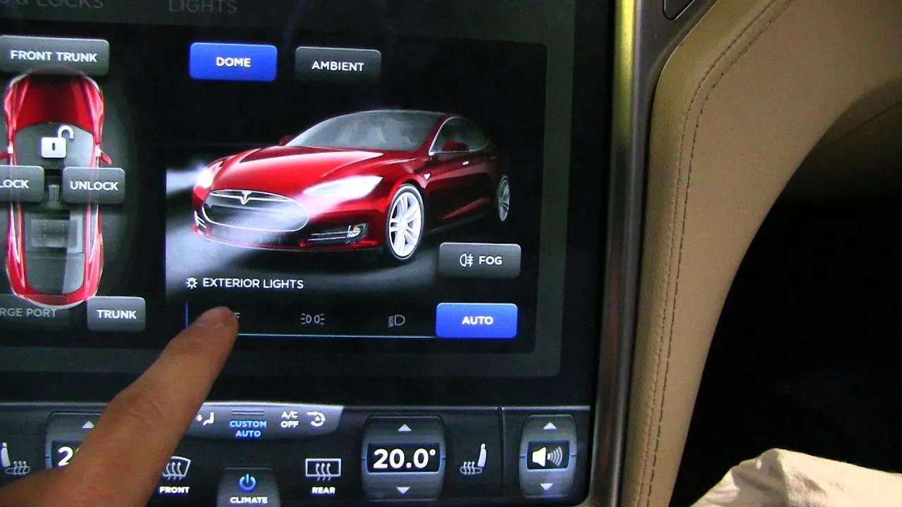 Tesla Model S: Camper Mode