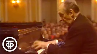 Рахманинов. &quot;Полька&quot;. Играет Владимир Горовиц. Rachmaninov Polka. Vladimir Gorovitz (1987)