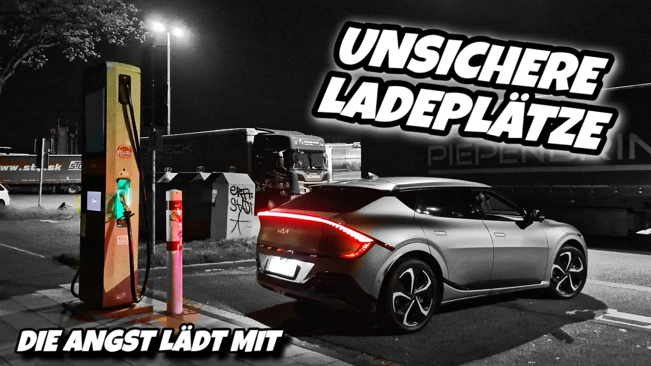Unsichere Ladeplätze. Angst im Elektroauto nachts beim laden. Elektromobilität im Alltag.