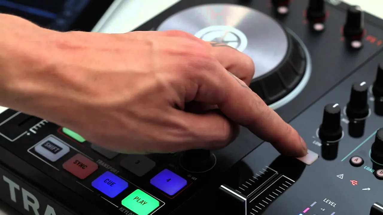 Product video thumbnail for Native Instruments Kontrol S2 MK2 DJ Controller