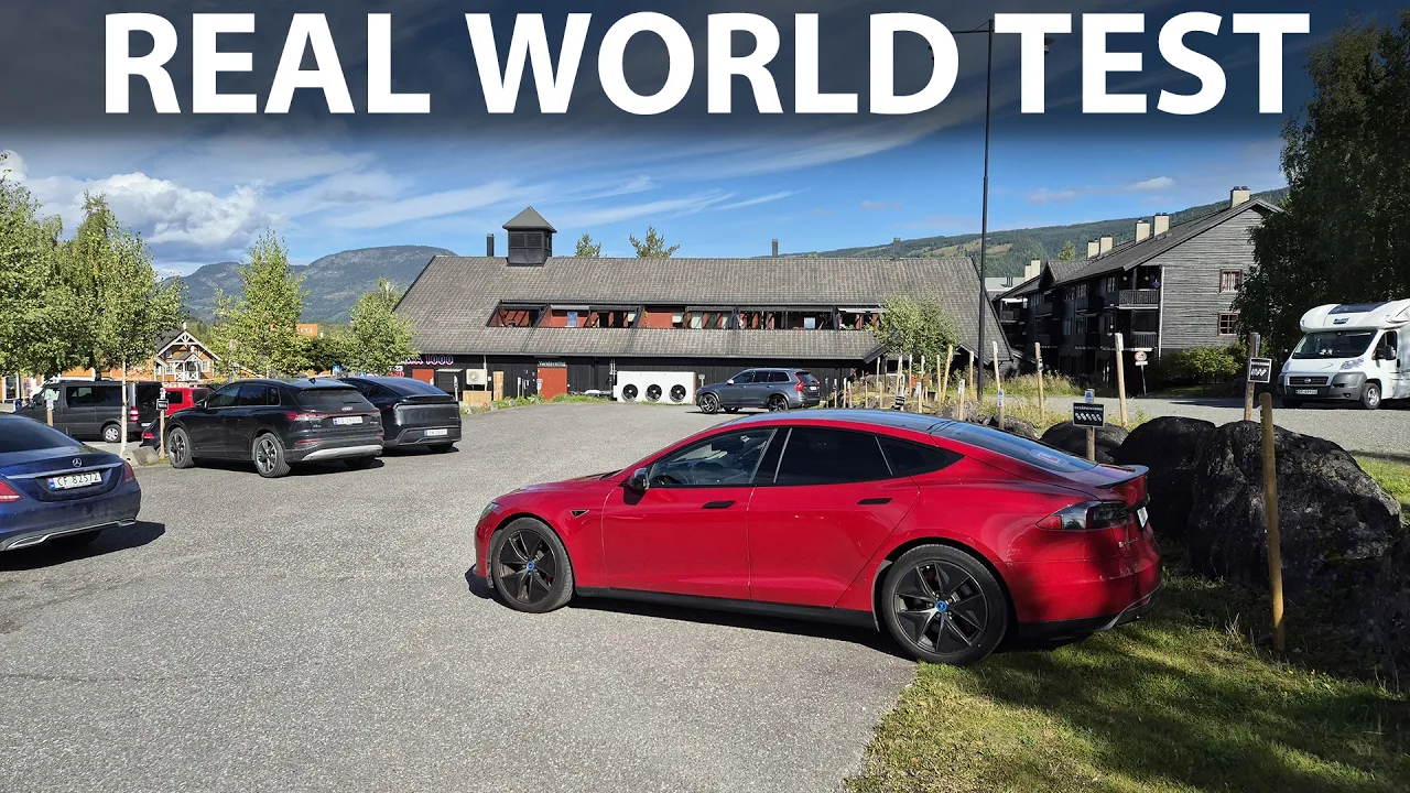 2013 Tesla Model S P85 Millennium Falcon family trip to Lilleputthammer