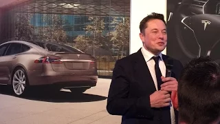 Elon Musk in Paris 2016