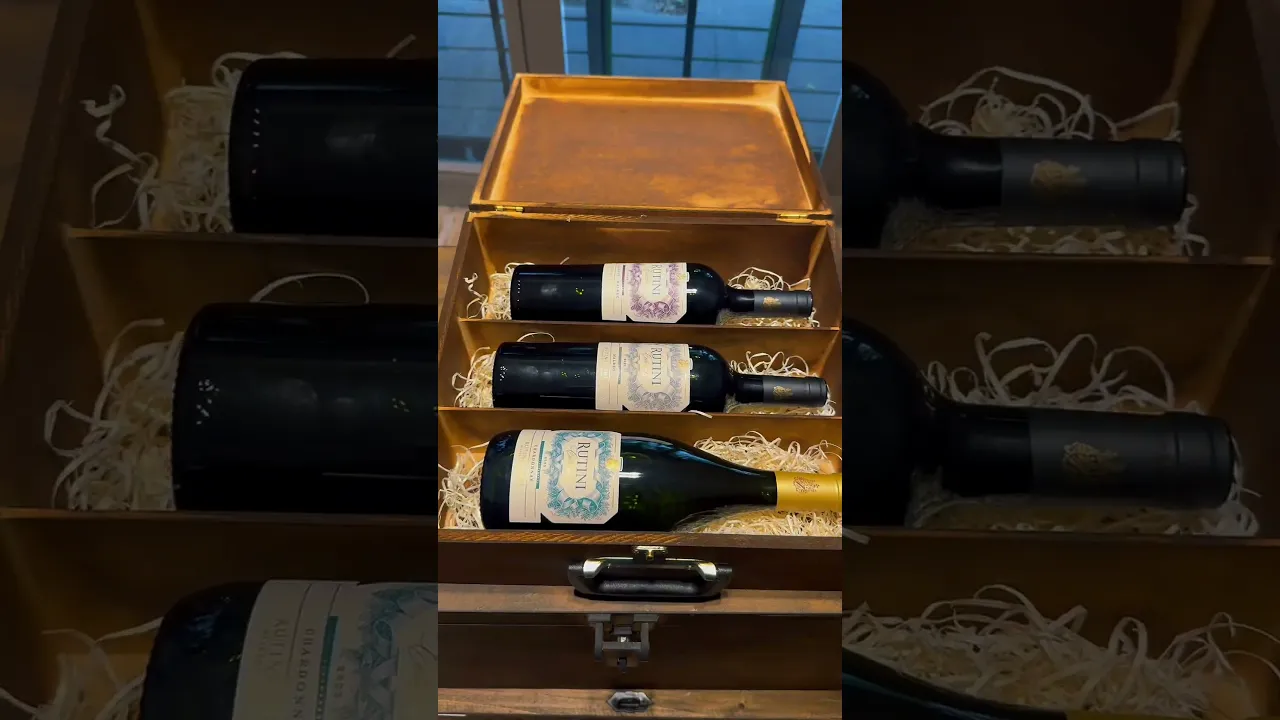 Video de VINS - Bazar y Regaleria -