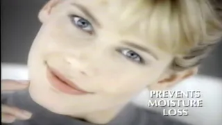 Loreal Moisturizing Cream TV Commercial feat Claudia Schiffer (April 1999)