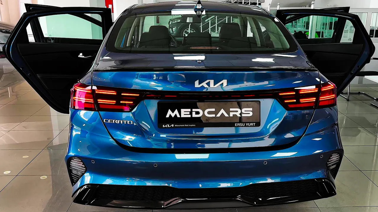 2023 Kia Cerato - interior and Exterior Details (Stylish Family Car)
