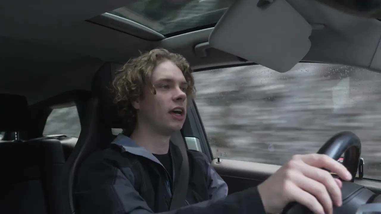 BMW i3 Driving Impressions Across Seasons