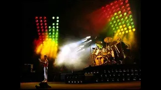 Queen - Live in 1982 - Photo Gallery