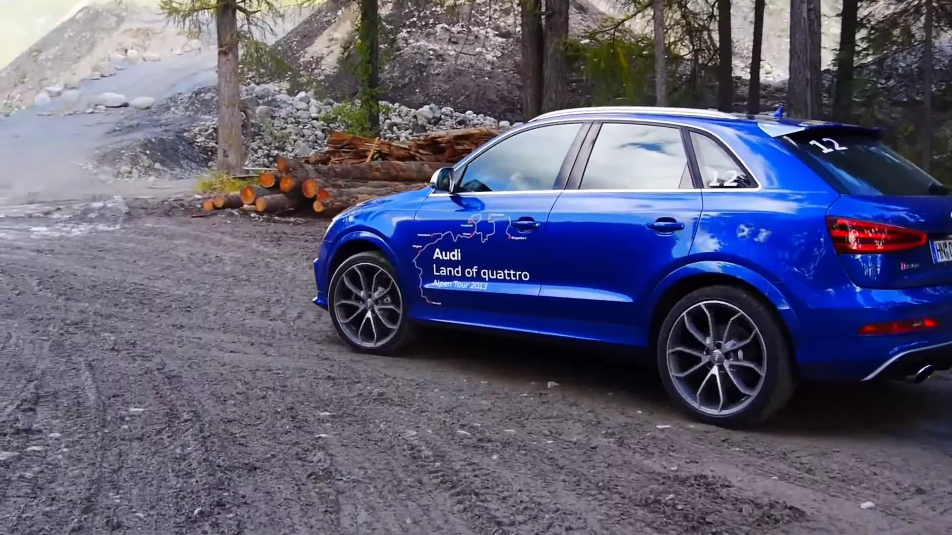 Audi RS Q3 test drive review - Audi quattro Power SUV - Autogefühl Autoblog