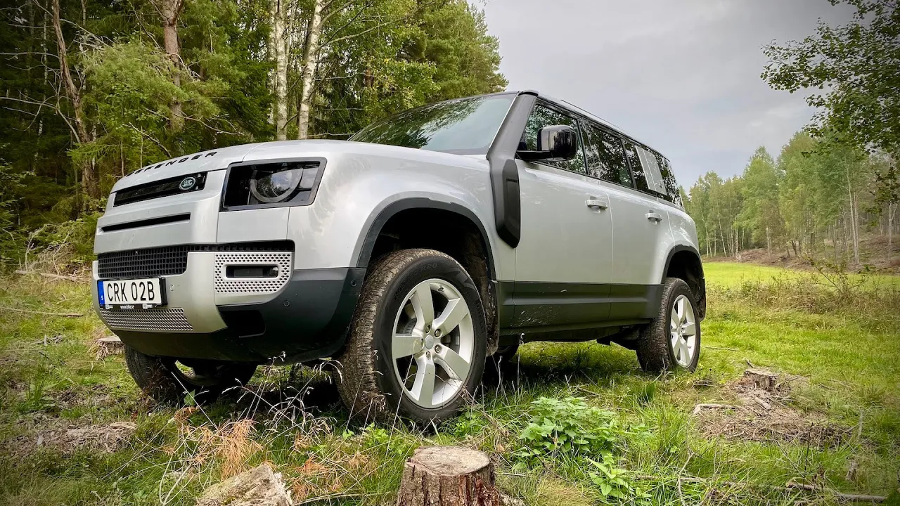 Provkörning: Land Rover Defender (D240) – Den ultimata sportfiskebilen (ENG SUB)