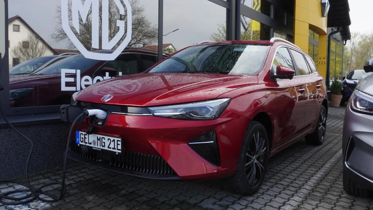(live) Testing the MG 5 Station Wagon EV
