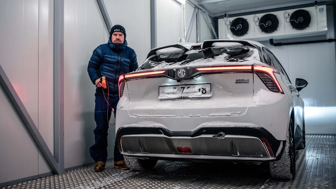 Sjekk hva som skjer med elbiler i -40. Vintertest 2023