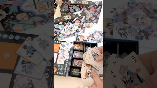 Fame and Fable - Unboxing