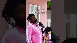 THIS MAN WEARING PINK’s VOICE WILL SURPRISE YOU!