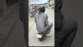 Who said size matters? 🤷‍♀️🏍️ I 🎥: @banchannel48 #motorbike #tiny #vehicles