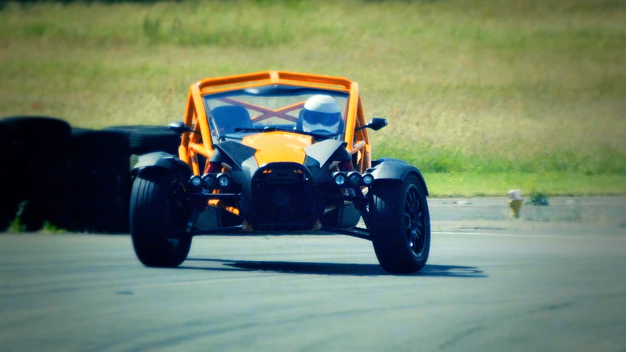 Car Reviews Don't Have To Be Boring | TopGear.com