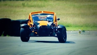 Car Reviews Don't Have To Be Boring | TopGear.com