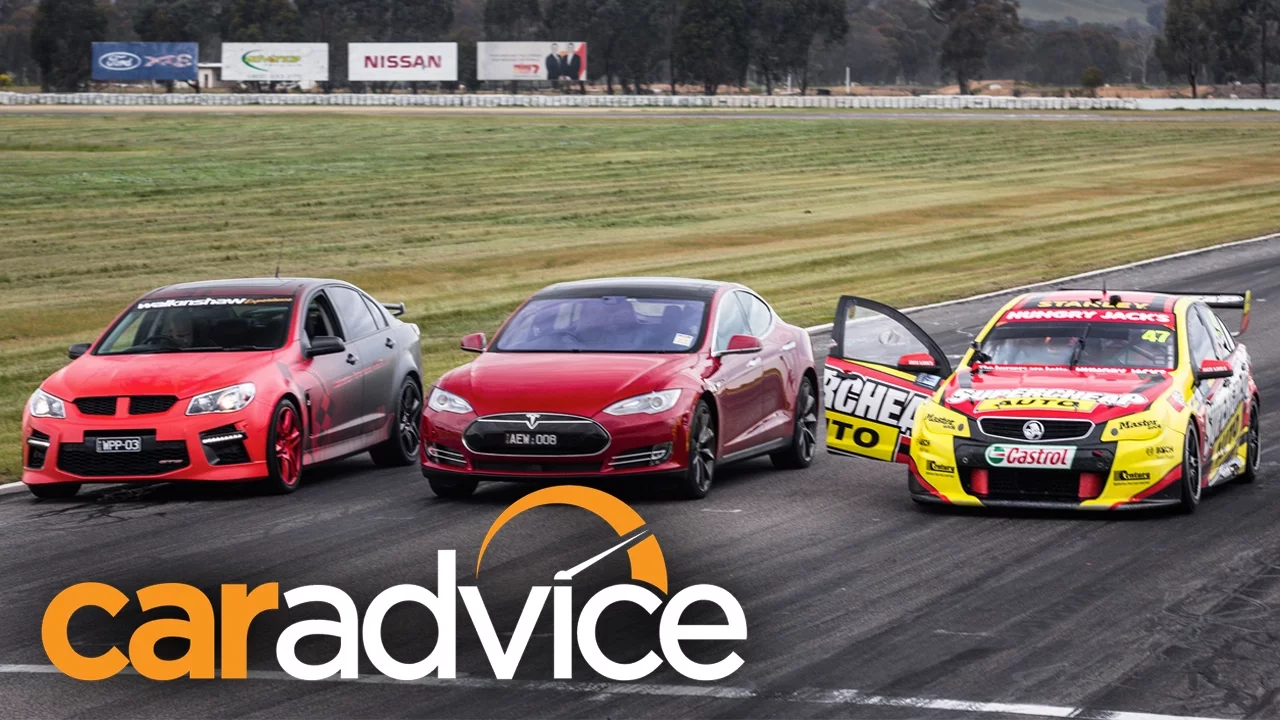 Tesla Model S v Holden V8 Supercar v Walkinshaw HSV GTS Drag Race