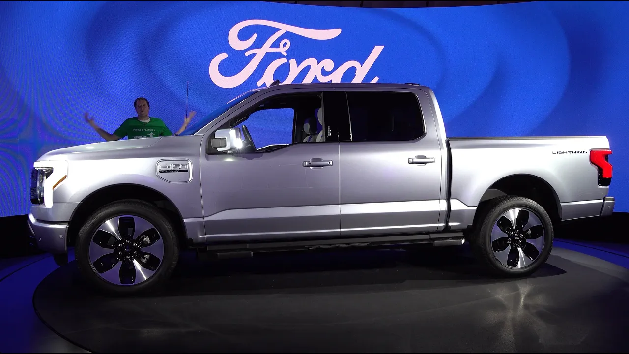 2022 Ford F-150 Lightning: Full Tour of the Electric Pickup Truck!