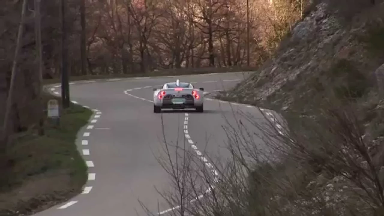 Spyker C8 Aileron driven by autocar.co.uk